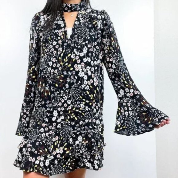 Parker Mini Dress with Flare Sleeves & Floral Neck Collar Black Size S - Picture 1 of 11